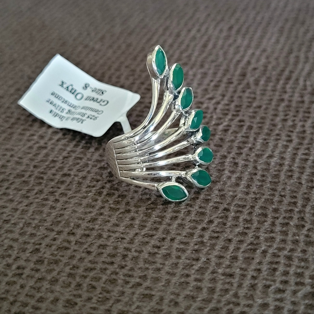 Shivam Cascading Green💚 Onyx Petals Ring💍 - NWT - Picture 4 of 16
